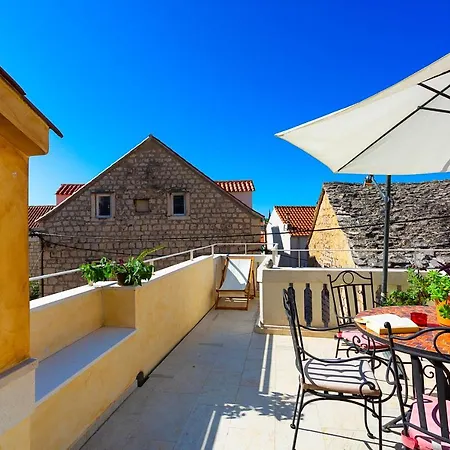 Luxury Villa Kalalarga In The Center Of The Town *