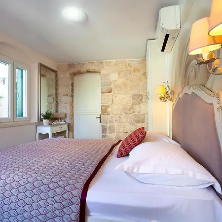 Luxury Villa Kalalarga In The Center Of The Town Holiday home