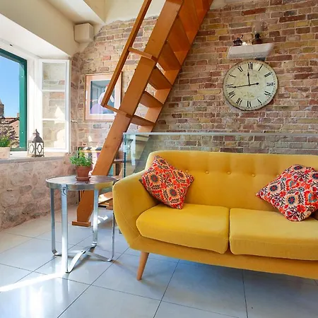 Villa Kalalarga In The Center Of The Town With Free Parking *