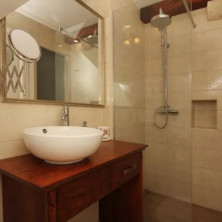 Luxury Villa Kalalarga In The Center Of The Town *