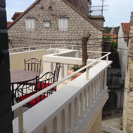 Holiday home Villa Kalalarga In The Center Of The Town With Free Parking Makarska