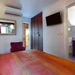 Kalalarga In The Center Of The Town With Free Parking Casa de Férias Makarska