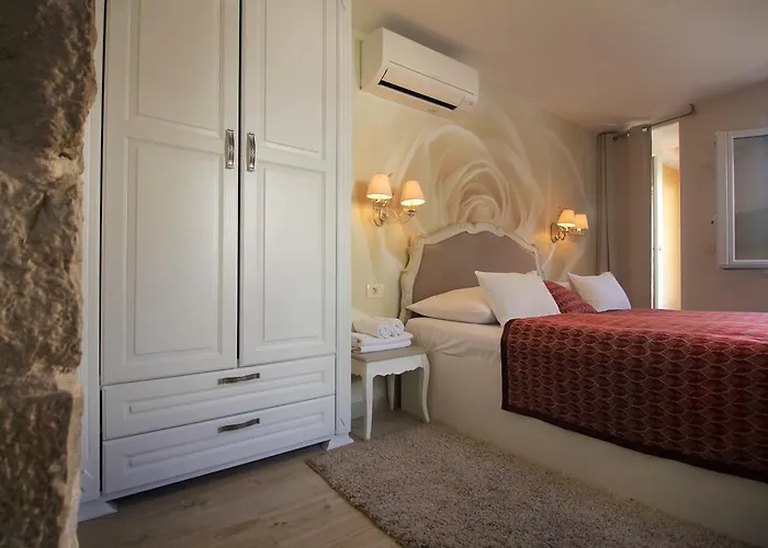 Kalalarga In The Center Of The Town With Free Parking