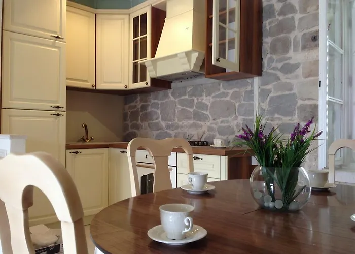 Kalalarga In The Center Of The Town With Free Parking * Makarska