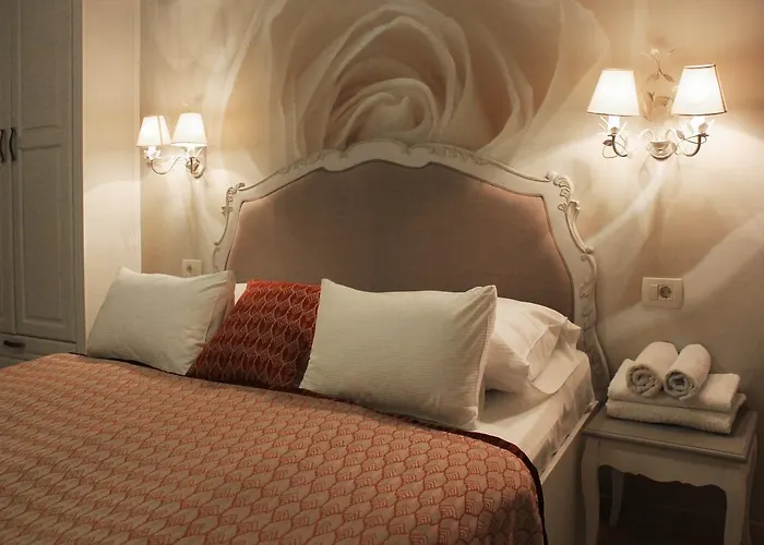 בית נופש Kalalarga In The Center Of The Town With Free Parking מאקרסקה